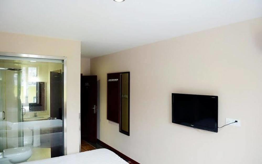 Fengye Super8 Lujiazui Hotel Sanghaj Kültér fotó